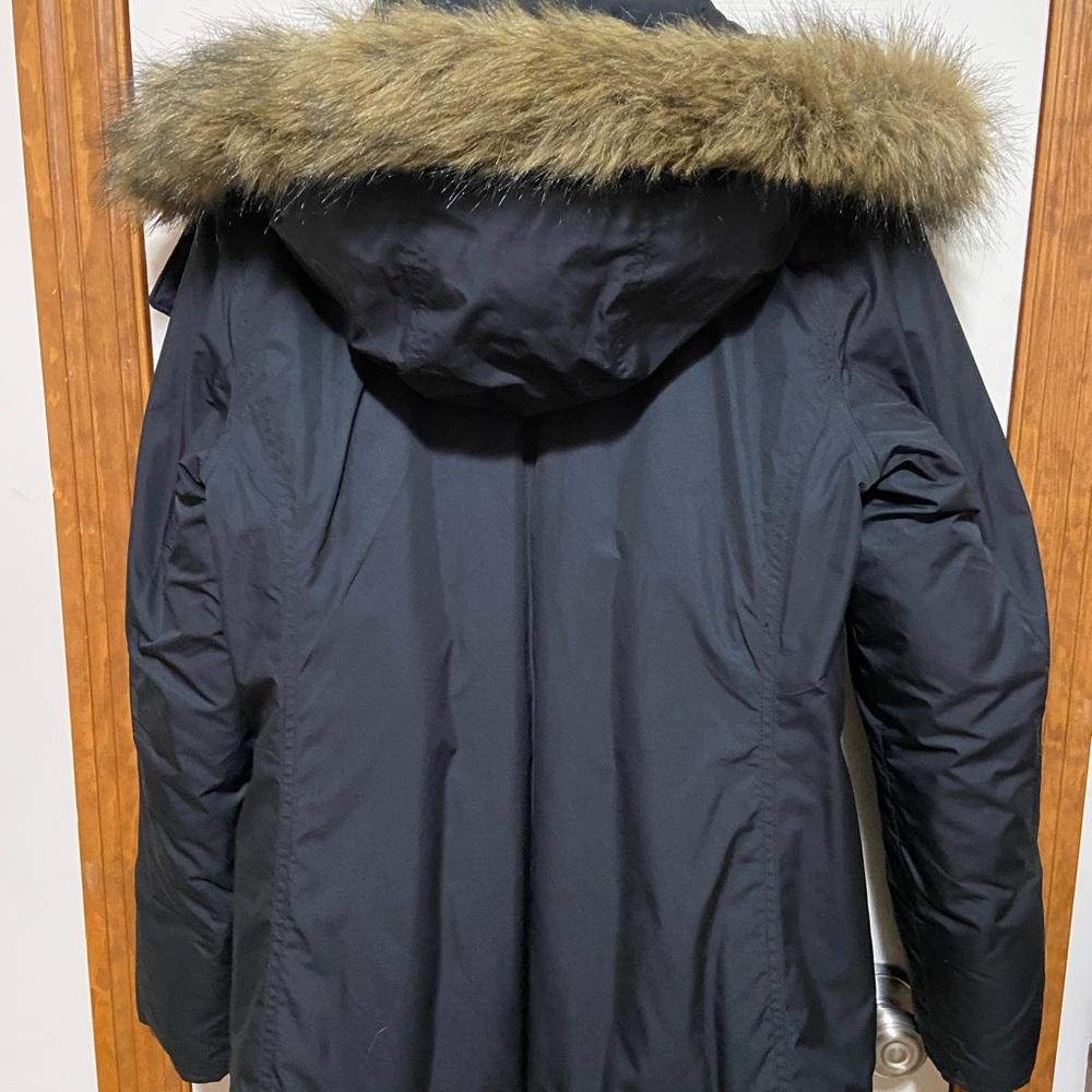 Gap Woman’s Medium Down Filled Jacket With Hood. … - image 6